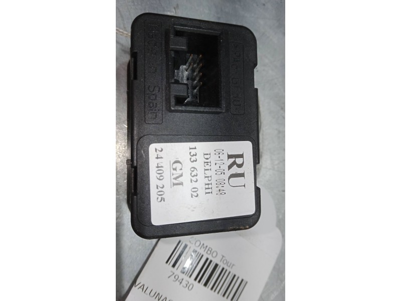 Recambio de mando elevalunas delantero izquierdo para opel combo tour 1.4 referencia OEM IAM 13363202  