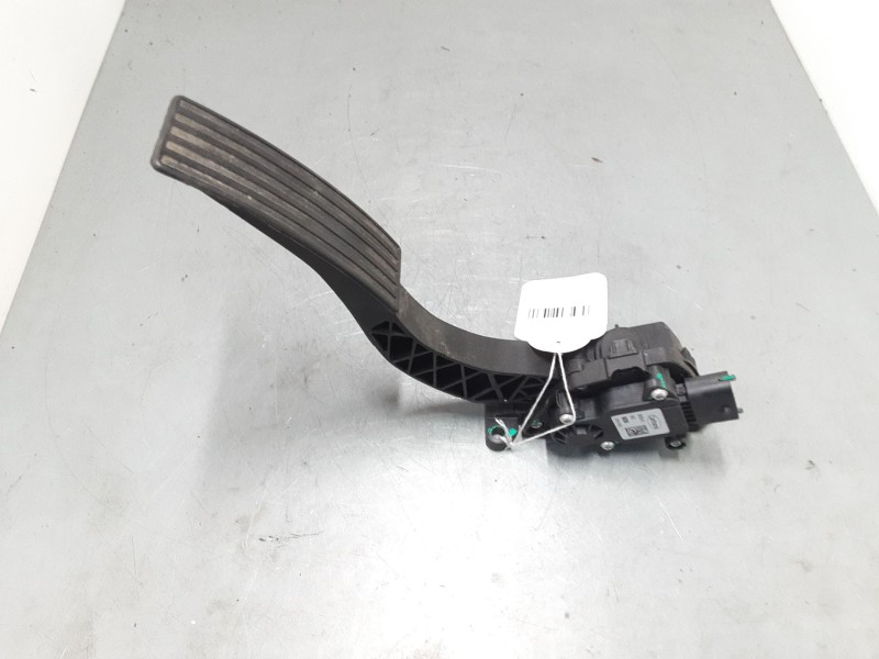 Recambio de pedal acelerador para mg zs suv (azs1) 1.0 t-gdi referencia OEM IAM 50100101  