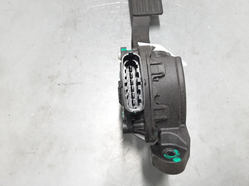 Recambio de pedal acelerador para mg zs suv (azs1) 1.0 t-gdi referencia OEM IAM 50100101  