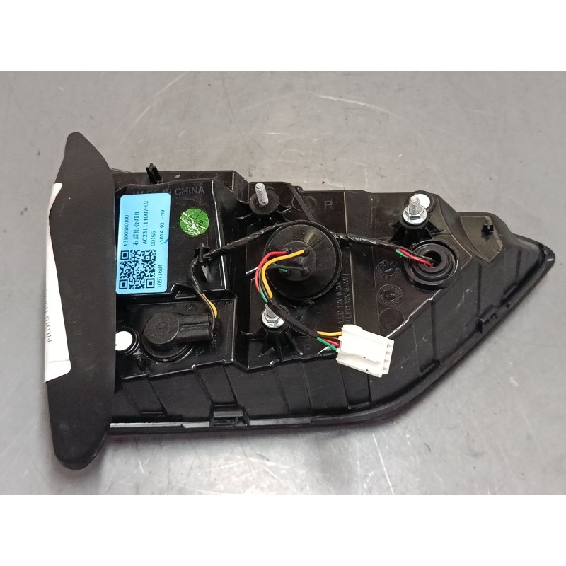 Recambio de piloto trasero porton derecho para mg zs suv (azs1) 1.0 t-gdi referencia OEM IAM 10571684  