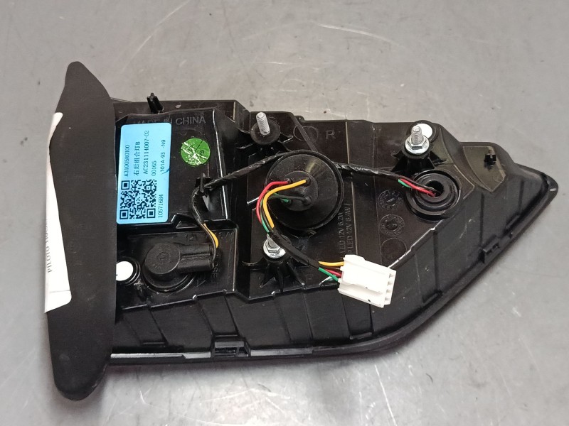 Recambio de piloto trasero porton derecho para mg zs suv (azs1) 1.0 t-gdi referencia OEM IAM 10571684  