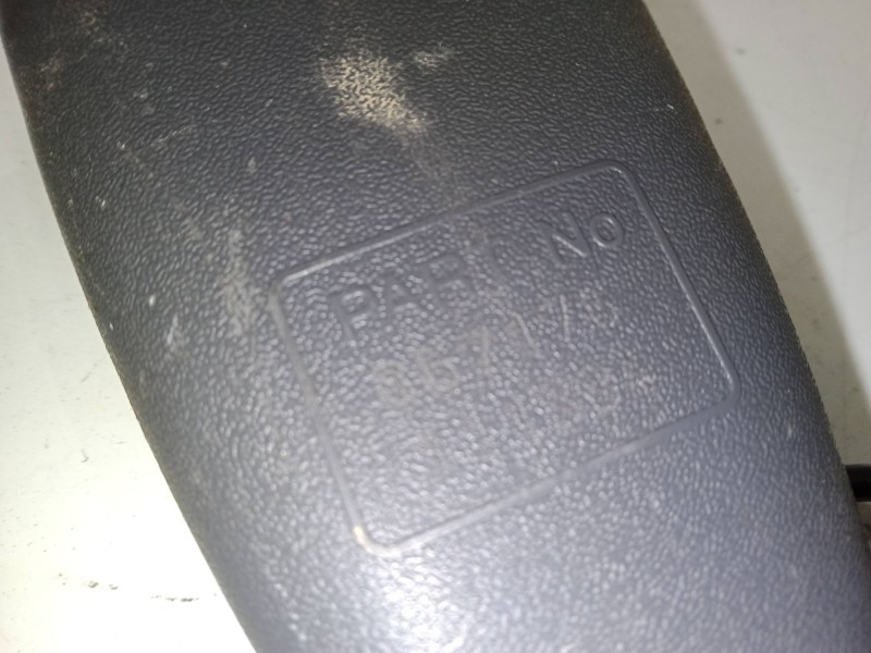 Recambio de anclaje cinturon delantero derecho para volvo s40 i (644) 2.0 t referencia OEM IAM   