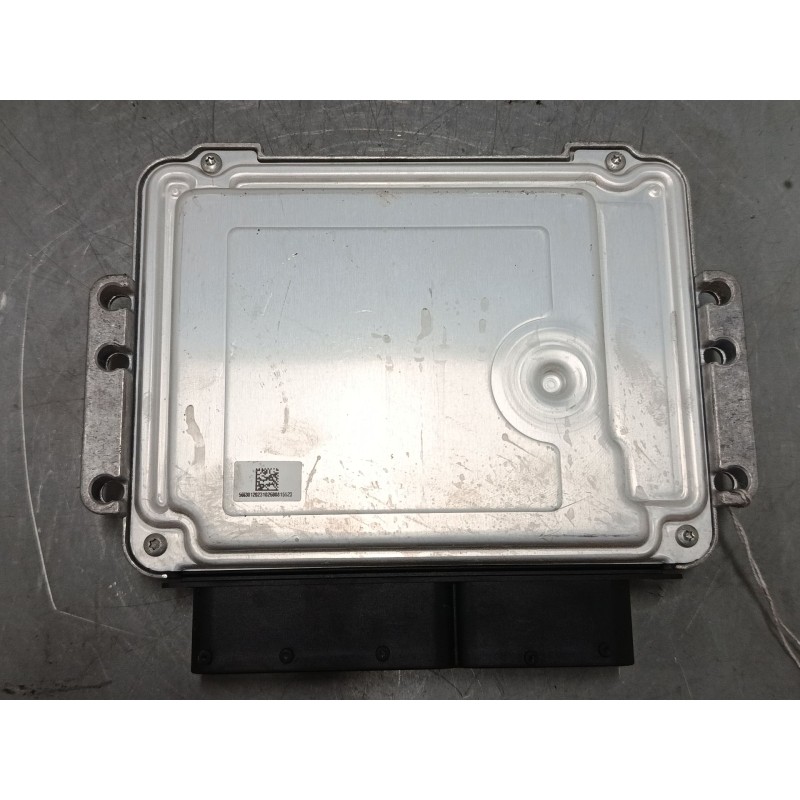 Recambio de centralita motor uce para mg zs suv (azs1) 1.0 t-gdi referencia OEM IAM 10413087  