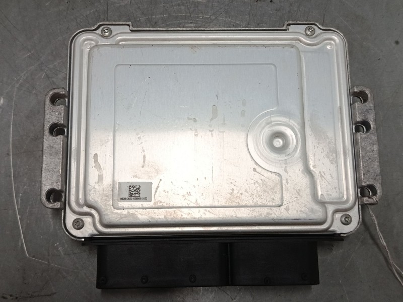 Recambio de centralita motor uce para mg zs suv (azs1) 1.0 t-gdi referencia OEM IAM 10413087  