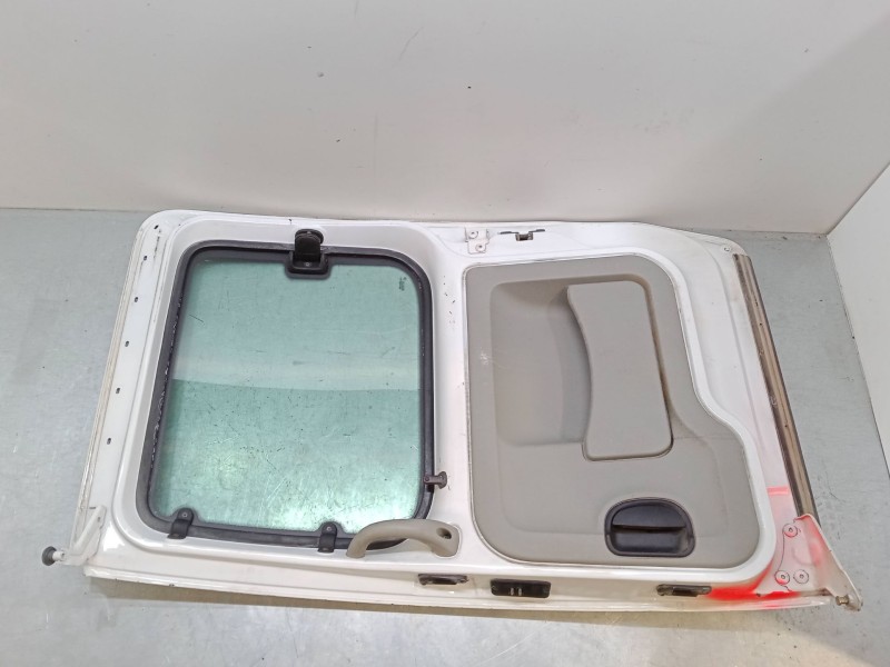 Recambio de puerta lateral corredera derecha para renault kangoo (kc0/1_) 1.5 dci (kc08, kc09) referencia OEM IAM   