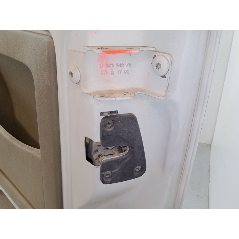 Recambio de puerta lateral corredera derecha para renault kangoo (kc0/1_) 1.5 dci (kc08, kc09) referencia OEM IAM   