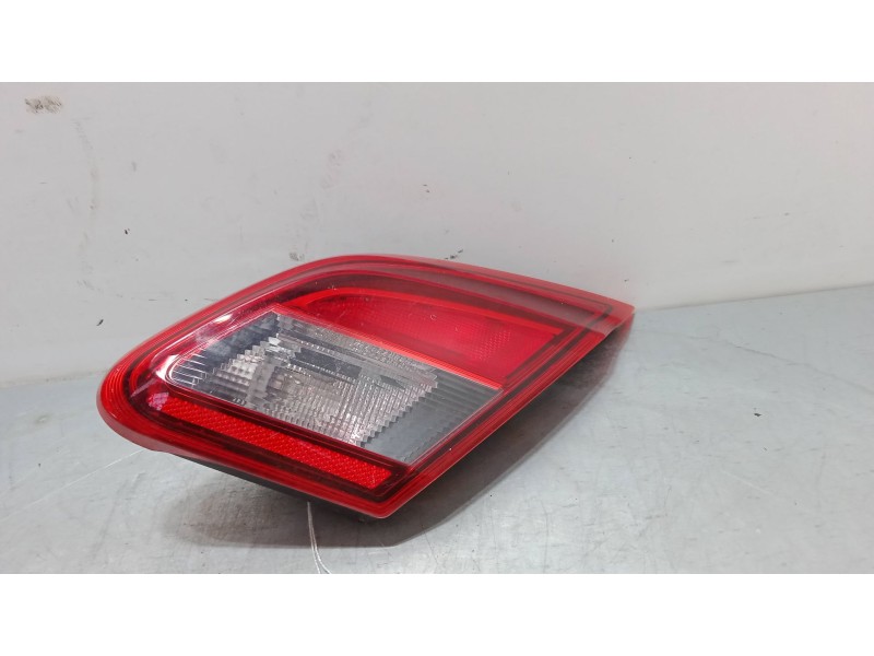 Recambio de piloto trasero porton derecho para opel corsa e (x15) 1.4 (08, 68) referencia OEM IAM   