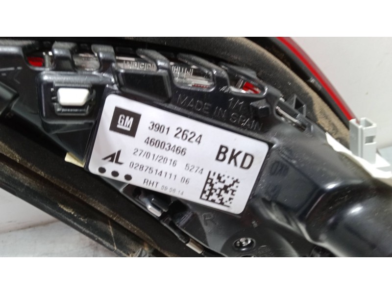 Recambio de piloto trasero porton derecho para opel corsa e (x15) 1.4 (08, 68) referencia OEM IAM   