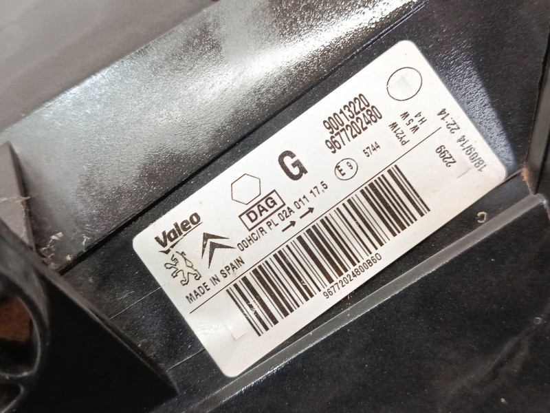 Recambio de faro izquierdo para peugeot partner tepee 1.6 hdi / bluehdi 75 referencia OEM IAM   