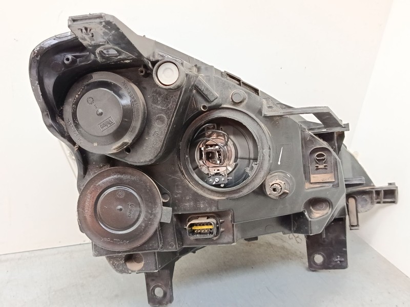 Recambio de faro izquierdo para peugeot partner tepee 1.6 hdi / bluehdi 75 referencia OEM IAM   