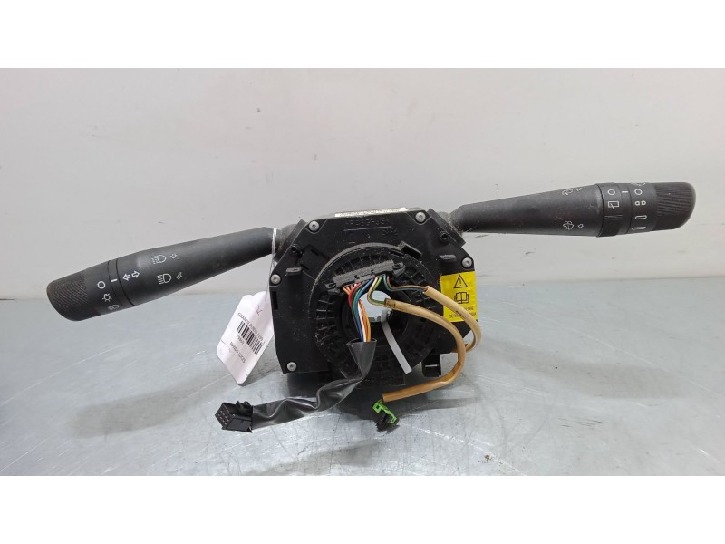 Recambio de mando luces para fiat grande punto (199_) 1.2 referencia OEM IAM 7354719360  