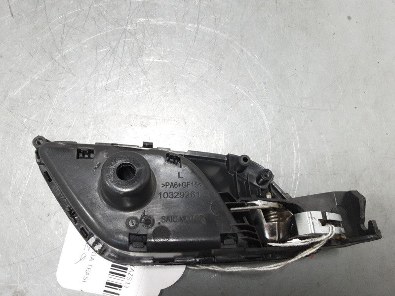 Recambio de maneta interior puerta trasera izquierda para mg zs suv (azs1) 1.0 t-gdi referencia OEM IAM 10329261  