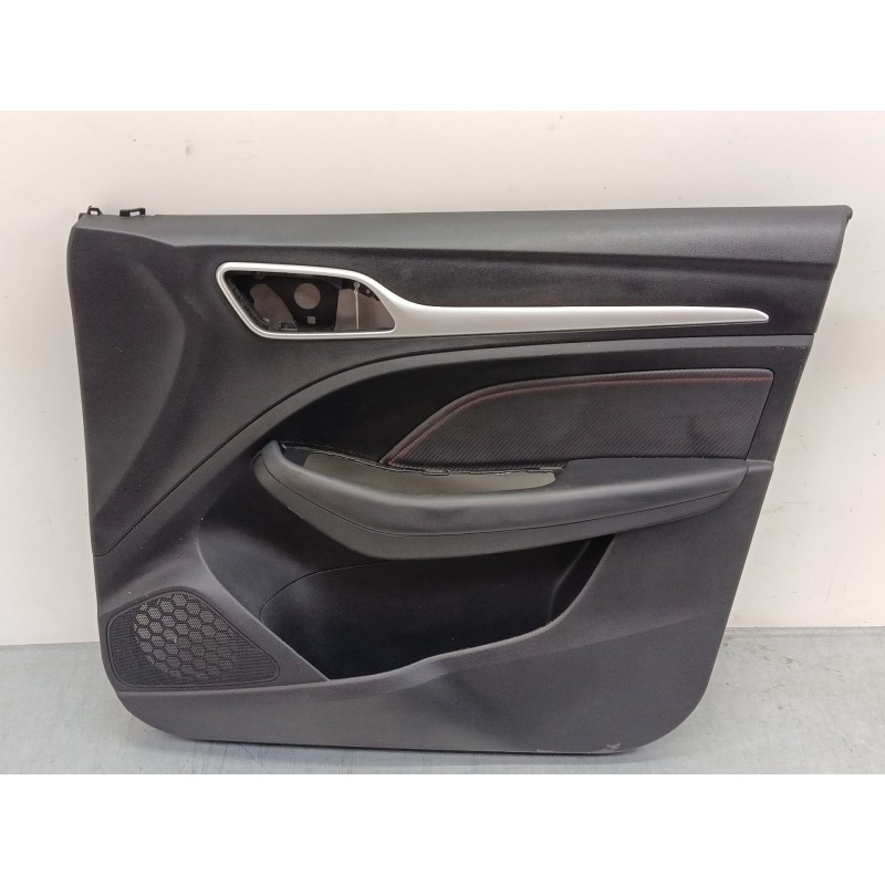 Recambio de guarnecido puerta delantera derecha para mg zs suv (azs1) 1.0 t-gdi referencia OEM IAM 10819305ASA  
