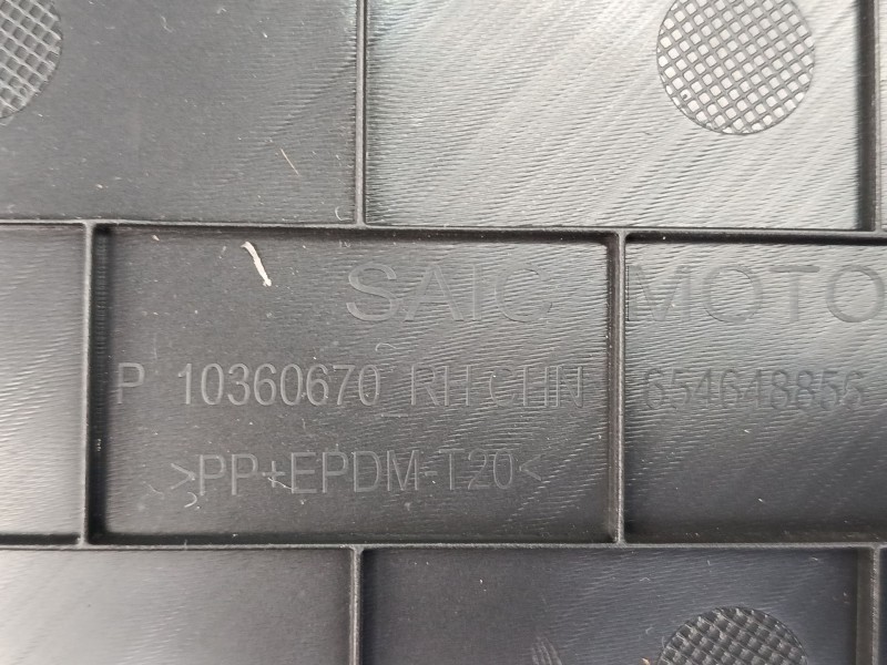 Recambio de guarnecido puerta delantera derecha para mg zs suv (azs1) 1.0 t-gdi referencia OEM IAM 10819305ASA  