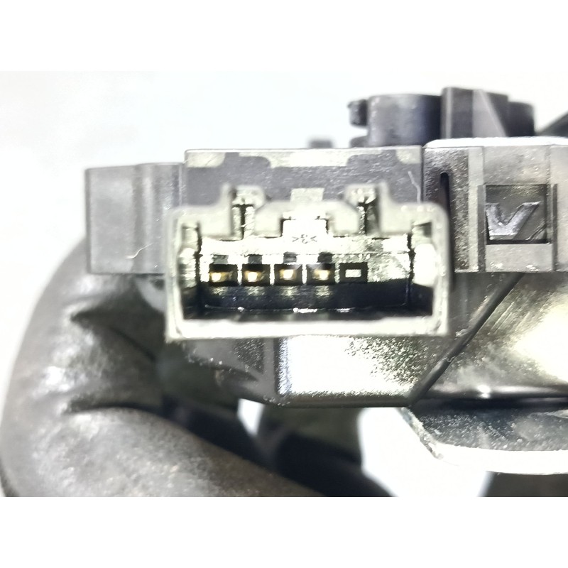 Recambio de cerradura maletero / porton para mg zs suv (azs1) 1.0 t-gdi referencia OEM IAM 10459738  