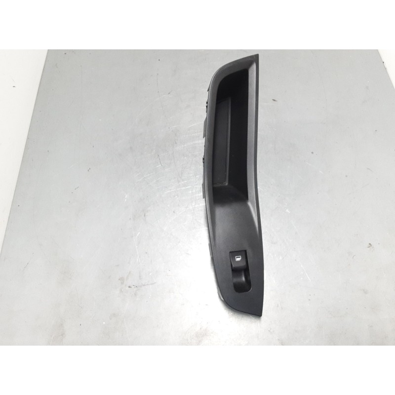 Recambio de mando elevalunas trasero izquierdo para mg zs suv (azs1) 1.0 t-gdi referencia OEM IAM 10470989  