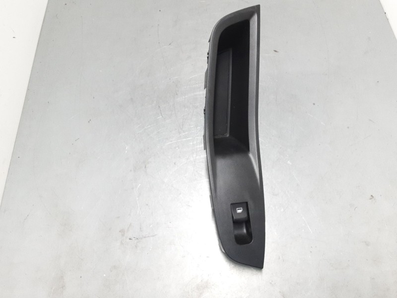 Recambio de mando elevalunas trasero izquierdo para mg zs suv (azs1) 1.0 t-gdi referencia OEM IAM 10470989  