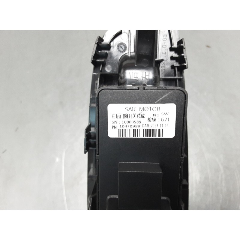 Recambio de mando elevalunas trasero izquierdo para mg zs suv (azs1) 1.0 t-gdi referencia OEM IAM 10470989  