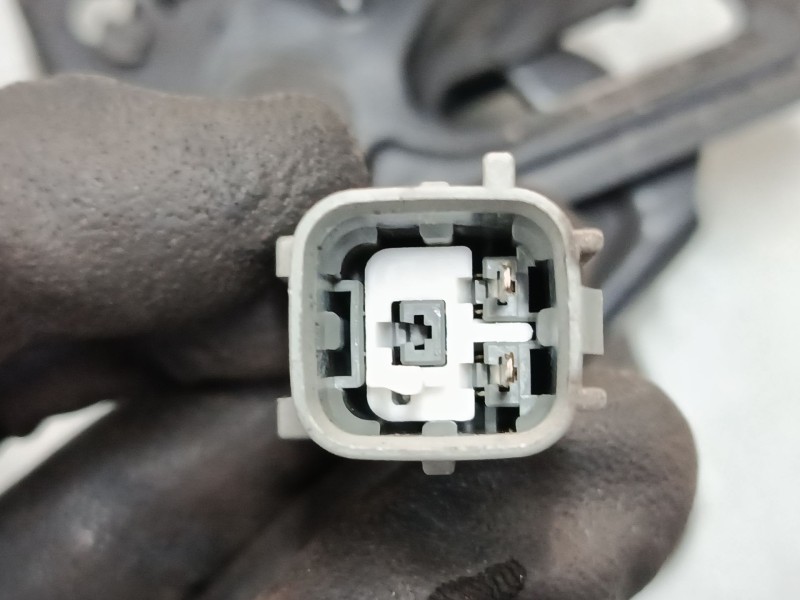 Recambio de cerradura capo para mg zs suv (azs1) 1.0 t-gdi referencia OEM IAM 10431597  