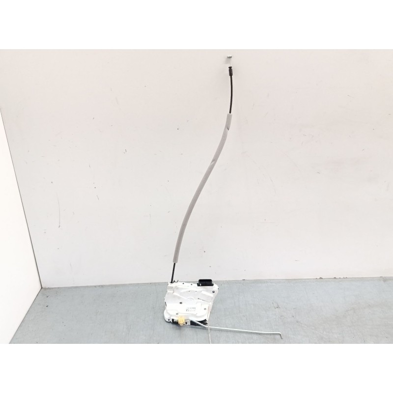 Recambio de cerradura puerta delantera izquierda para mg zs suv (azs1) 1.0 t-gdi referencia OEM IAM 104845780  