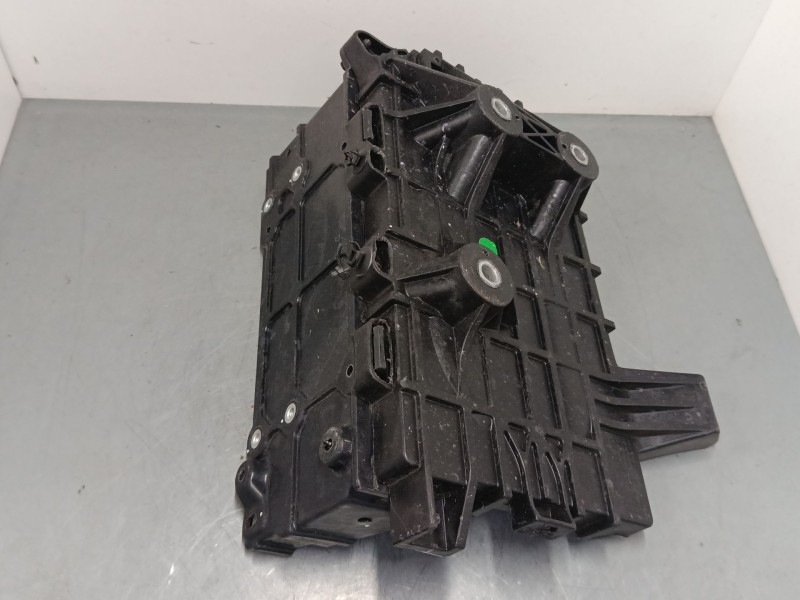 Recambio de soporte bateria para mg zs suv (azs1) 1.0 t-gdi referencia OEM IAM 10477632  