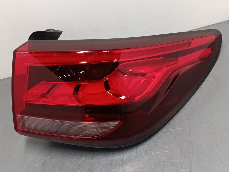 Recambio de piloto trasero derecho para mg zs suv (azs1) 1.0 t-gdi referencia OEM IAM 10571682  