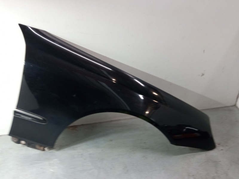 Recambio de aleta delantera derecha para mercedes-benz clk descapotable (a209) clk 200 kompressor (209.442) referencia OEM IAM  