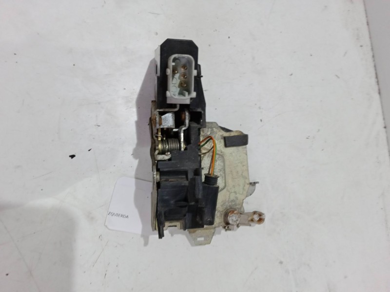Recambio de cerradura puerta delantera izquierda para bmw 5 (e39) 523 i referencia OEM IAM   