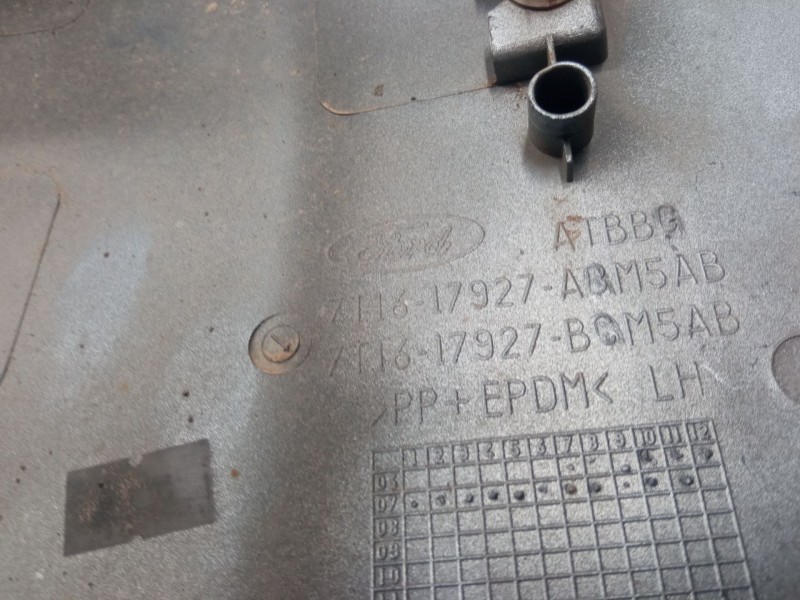 Recambio de puntera paragolpes trasero izquierdo para ford transit connect (p65_, p70_, p80_) 1.8 tdci referencia OEM IAM 7T1617