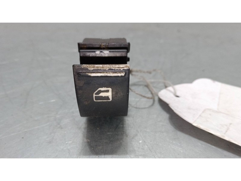 Recambio de mando elevalunas trasero derecho para seat altea xl (5p5, 5p8) 2.0 tdi 16v 4x4 referencia OEM IAM   