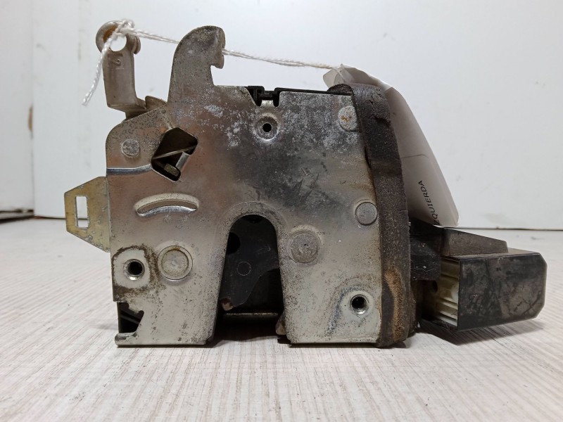 Recambio de cerradura puerta delantera izquierda para bmw 5 (e39) 523 i referencia OEM IAM   