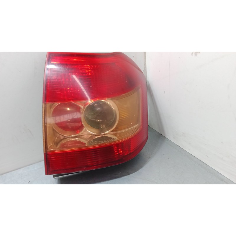 Recambio de piloto trasero izquierdo para toyota corolla (_e12_) 2.0 d-4d (cde120r_, cde120l_) referencia OEM IAM   