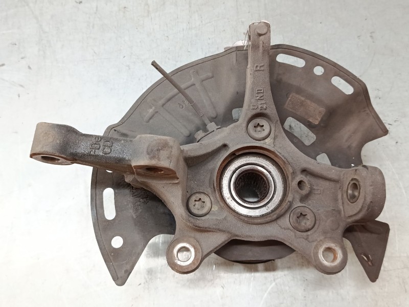 Recambio de mangueta delantera derecha para kia ceed tourer (cd) 1.6 crdi 136 referencia OEM IAM 51701G4CA0  