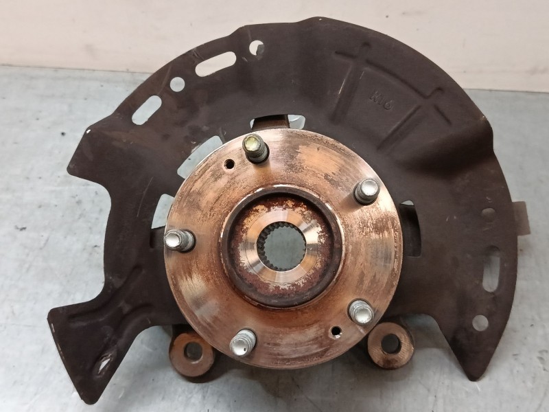 Recambio de mangueta delantera derecha para kia ceed tourer (cd) 1.6 crdi 136 referencia OEM IAM 51701G4CA0  