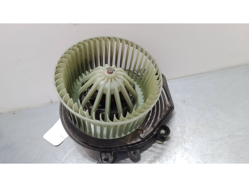 Recambio de motor calefaccion para audi a4 b5 (8d2) 2.5 tdi referencia OEM IAM 8D1820021  