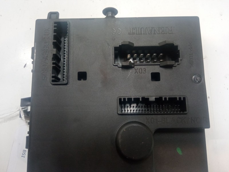 Recambio de bsi para renault twingo ii (cn0_) 1.2 16v (cn0k, cn0v) referencia OEM IAM 00401560  