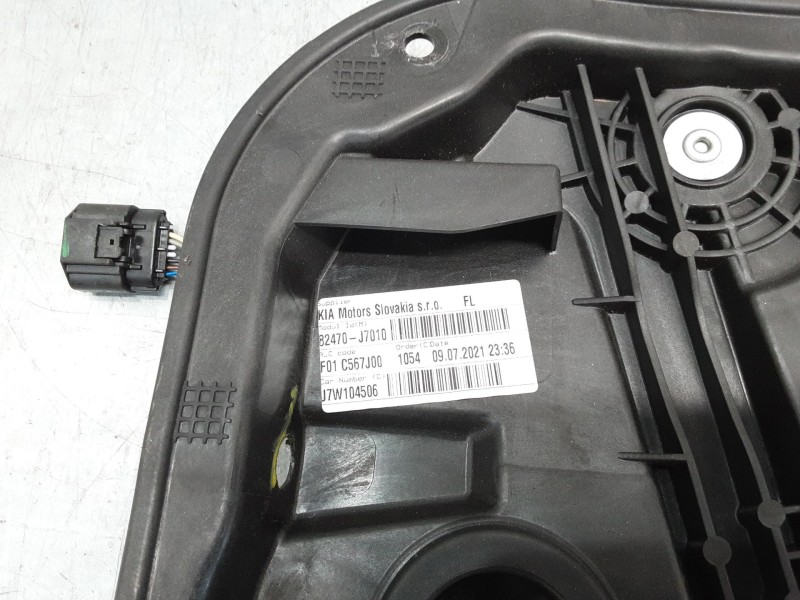 Recambio de elevalunas electrico delantero izquierdo para kia ceed tourer (cd) 1.6 crdi 136 referencia OEM IAM 82470J7010  