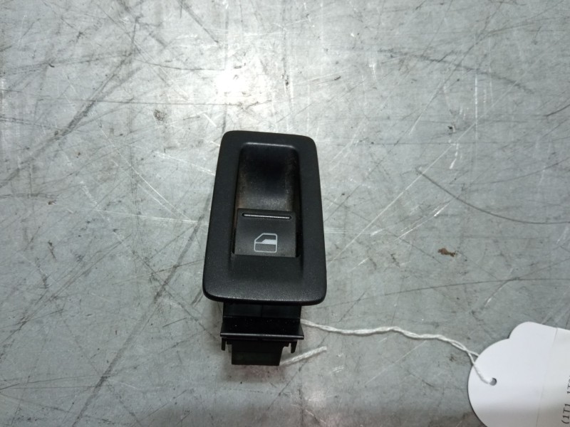 Recambio de mando elevalunas trasero derecho para volkswagen touran (1t1, 1t2) 1.6 fsi referencia OEM IAM   