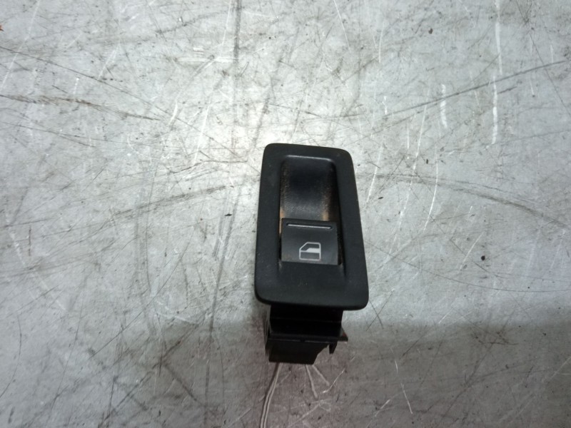 Recambio de mando elevalunas trasero izquierdo para volkswagen touran (1t1, 1t2) 1.6 fsi referencia OEM IAM   