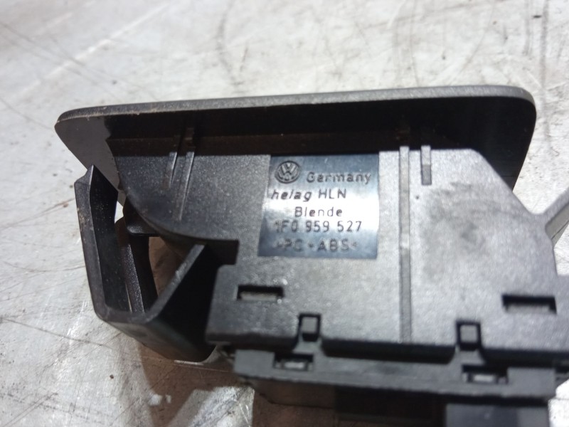 Recambio de mando elevalunas trasero izquierdo para volkswagen touran (1t1, 1t2) 1.6 fsi referencia OEM IAM   