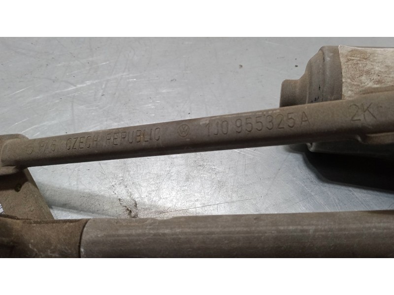 Recambio de motor limpia delantero para volkswagen golf iv (1j1) 1.6 referencia OEM IAM   