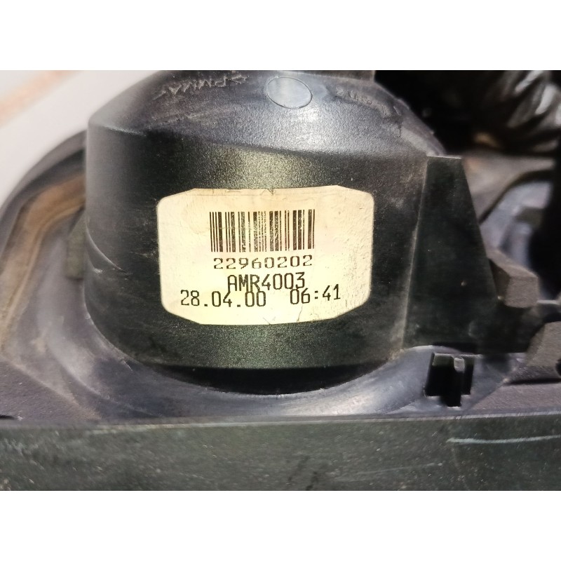 Recambio de piloto trasero derecho para land rover freelander i (l314) 2.0 di 4x4 referencia OEM IAM 22960222 AMR4003 