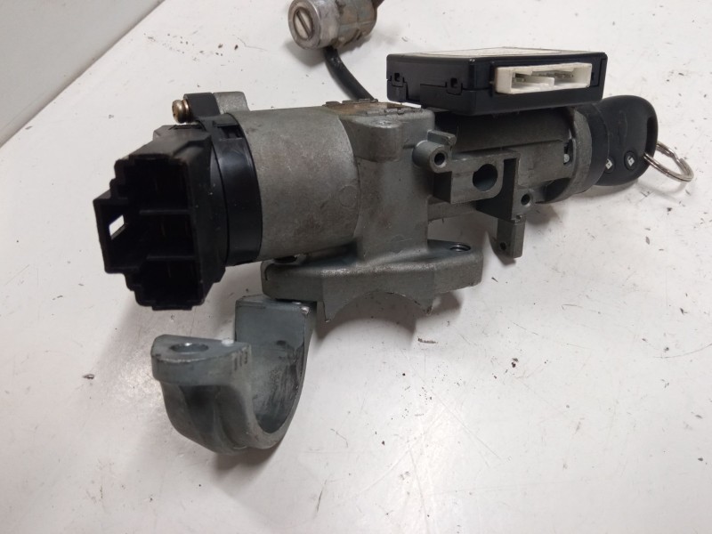 Recambio de kit bombines para chevrolet aveo / kalos hatchback (t250, t255) 1.2 referencia OEM IAM   