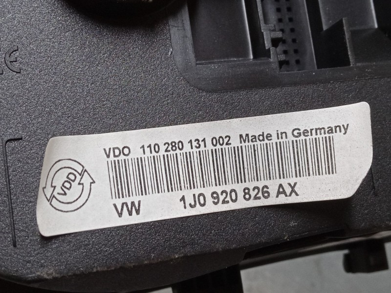 Recambio de cuadro instrumentos para volkswagen golf iv (1j1) 1.6 16v referencia OEM IAM 1J0920826AX  