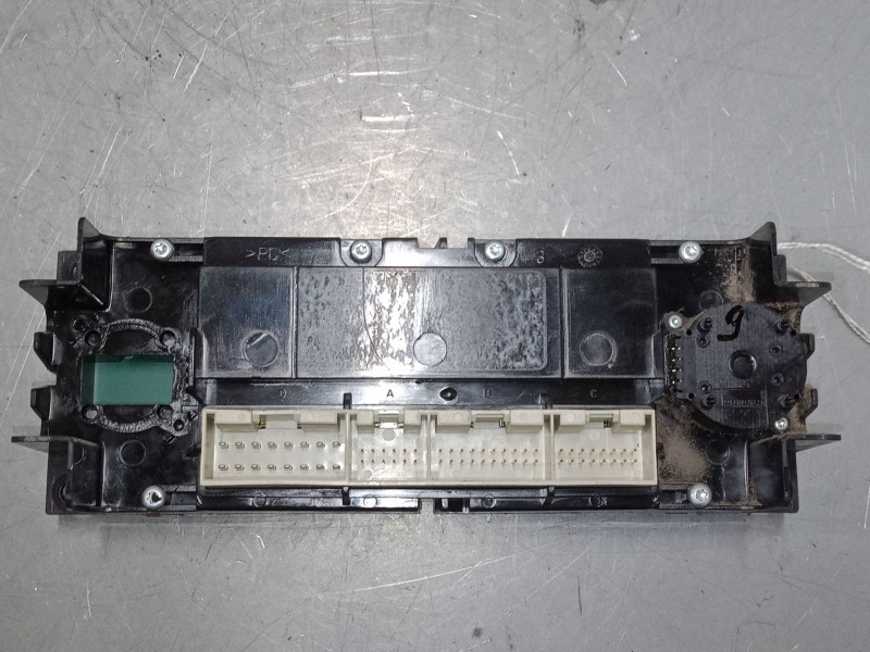 Recambio de mando climatizador para volkswagen golf iv (1j1) 1.6 16v referencia OEM IAM   