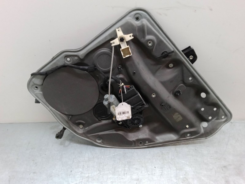 Recambio de elevalunas electrico trasero derecho para volkswagen golf iv (1j1) 1.6 16v referencia OEM IAM   