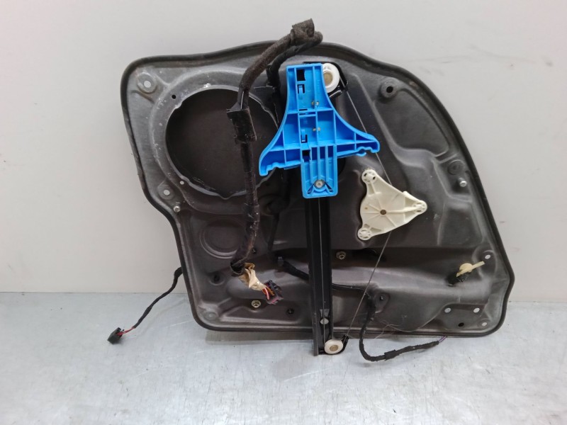 Recambio de elevalunas electrico trasero derecho para volkswagen golf iv (1j1) 1.6 16v referencia OEM IAM   