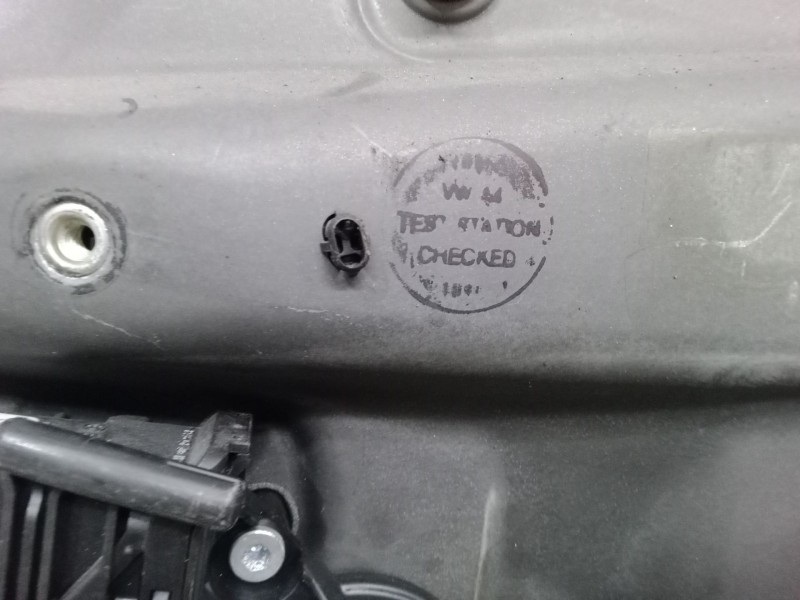 Recambio de elevalunas electrico trasero derecho para volkswagen golf iv (1j1) 1.6 16v referencia OEM IAM   