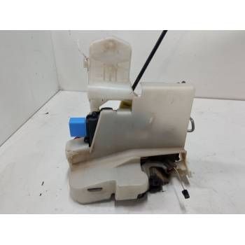 CERRADURA PUERTA DELANTERA IZQUIERDA 