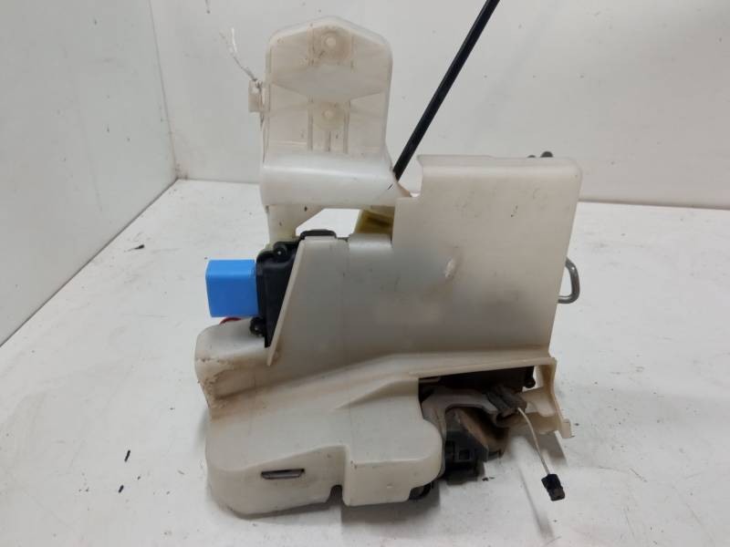 CERRADURA PUERTA DELANTERA IZQUIERDA 